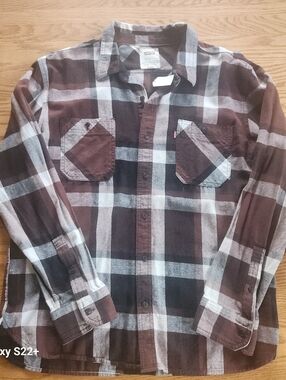 M18 Levi Strauss & Co Burgundy/White Plaid Flannel Shirt W Pockets Long Sleeved
